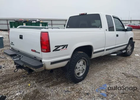 1995 GMC Sierra K1500 z USA, uszkodzony, nr VIN 2GTEK19K4S1572108